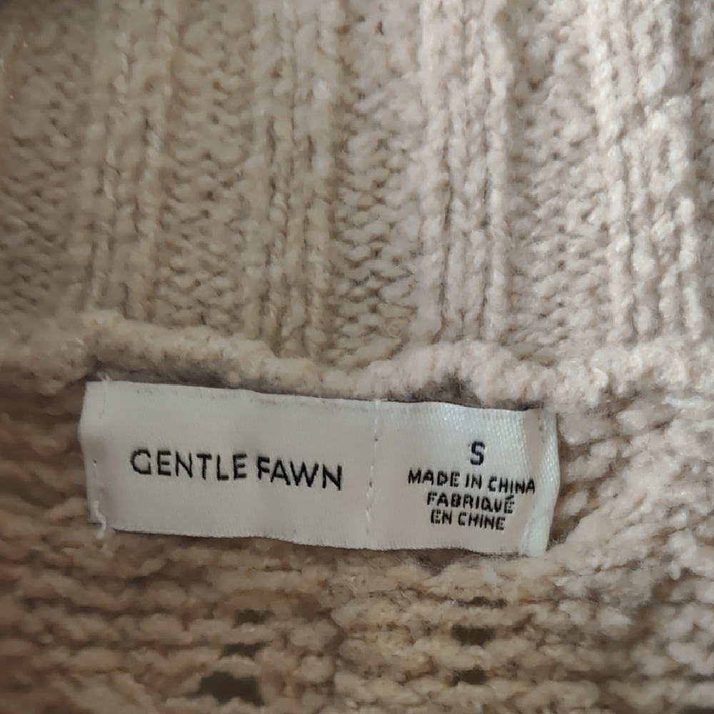 Women’s Cable Knit Sweater - Cream - Picture 2 of 7